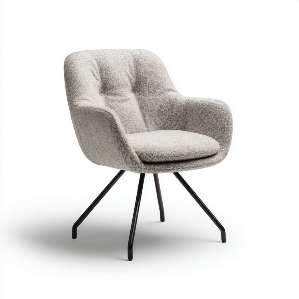 Roze gestoffeerde fauteuil met houten poten 45 x 55 x 85cm